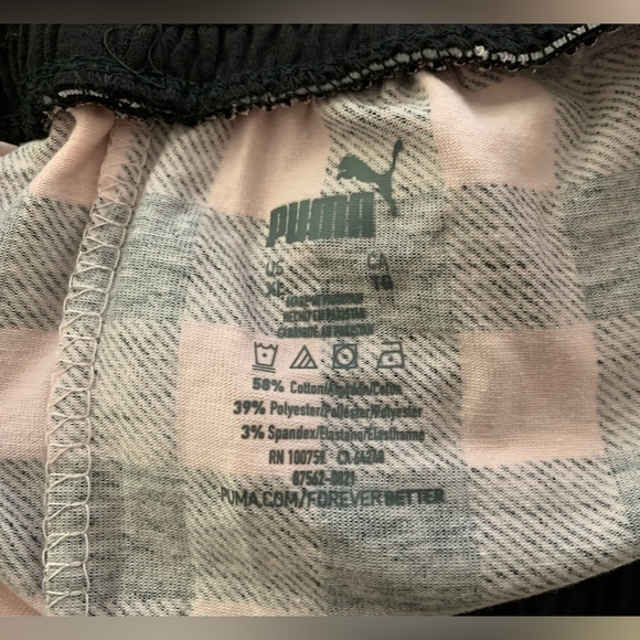 NWOT Puma black top and plaid pants pajama set - Picture 12 of 12
